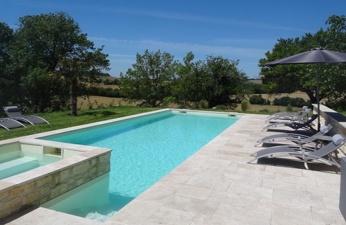 Saint-Puy House | Bed and Breakfast La Romévienne