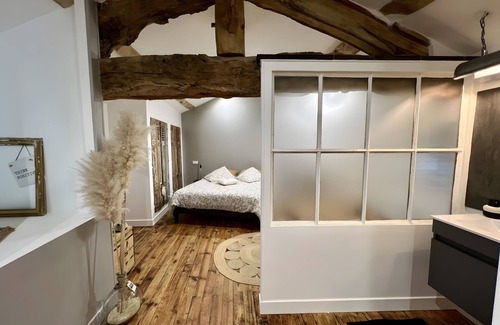 Ennezat Bed & Breakfast | Bed and Breakfast 'Pampa' with Shared Terrace, Shared Garden and Wi-Fi