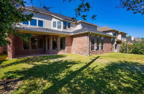 Cypress House | Bedroom with 3.5-Bathroom near Golf Course!