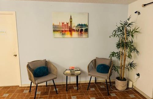 Overtown Hostel | Beds & Sheets DOWNTOWN