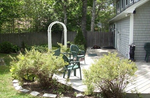 Otis Cottage | Beech Hill Pond Cottage - w/Sandy Beach Near Acadia & Bar Harbor