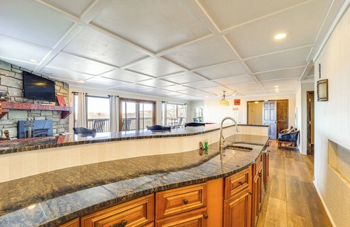 Beech Mountain House | Beech Mountain Home w/Game Room & Mountain Views!