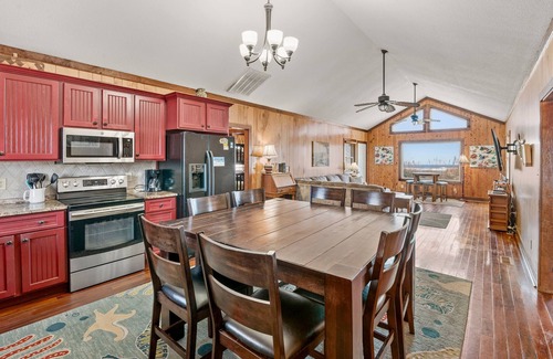 South Nags Head House | Beech Nut: Beachfront | Ocean Views | Hot Tub