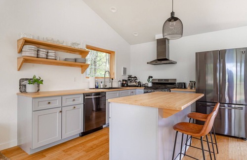 North Branch Apartment | Beechwood Beacon
