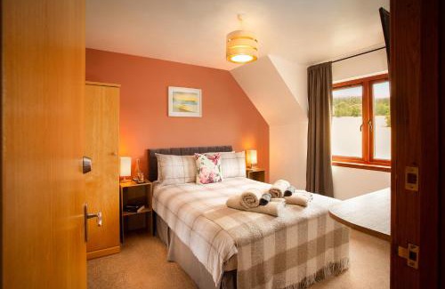 Alness House | Beechwood Lodge