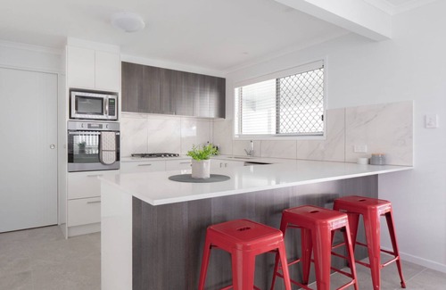 Dicky Beach House | Beerburrum St, 2/22 Dicky Beach