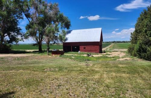 Manzanola Villa | Behm's Farm