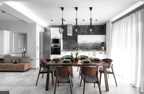Charilaou Apartment | Behome 37