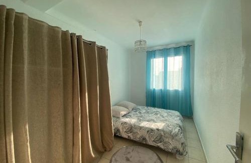 Mediterranee Apartment | Bel appartement T3 pour 4/6 personnes proche centre climatisation