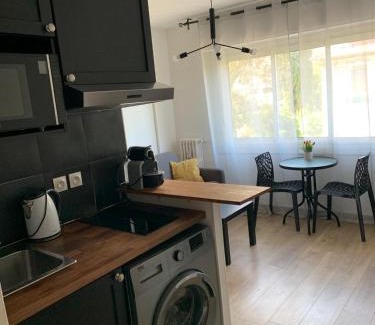 Saint-Laurent-du-Var Apartment | Bel appartement avec emplacement idéal