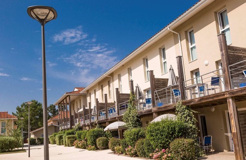 Hourtin Port Condo | Bel Appartement | Accès piscine | Sur le lac !