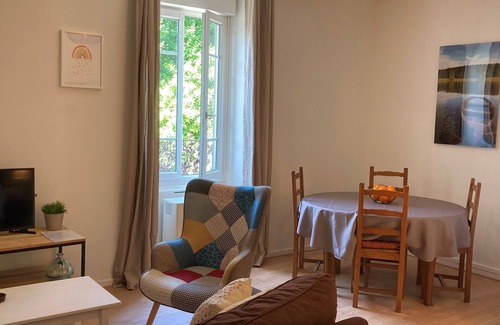 Bellegarde-sur-Valserine Apartment | Bel Appartement Calme, 1 Minute du Centre et de la Gare