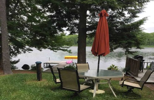 Oakland Cabin | Belgrade Lakes McGrath Pond