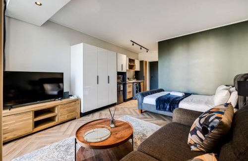 Century City Apartment | Belina - On Park Premier