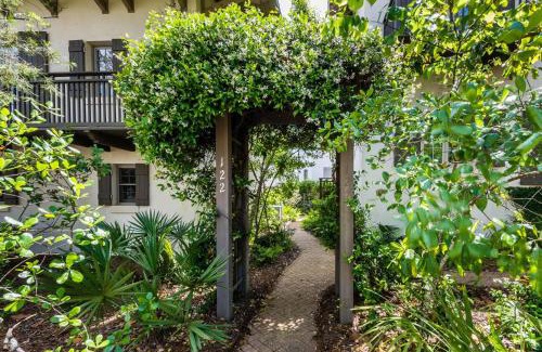 Rosemary Beach House | Belize Cottage