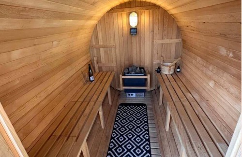 Chackmore Apartment | Bell Tent + Hot Tub/Sauna