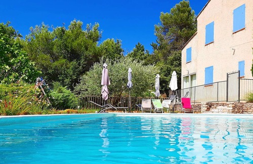 Merindol-les-Oliviers House | Bella Vista Gîte - Self Catering Rental
