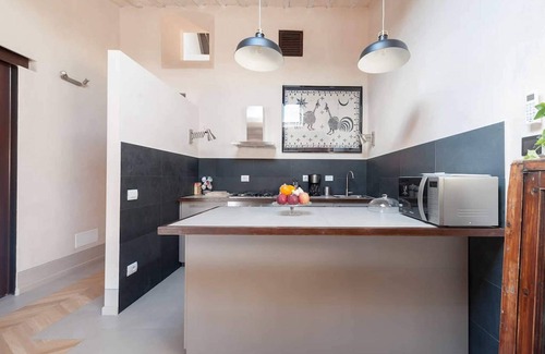 Santissima Annunziata Apartment | Belle Arti' Stunning Apartment