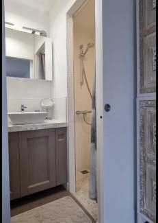 Andernos-les-Bains House | Belle chambre privée avec douche et toilette indépendantes dans une magnifique villa