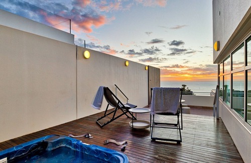 Glenelg Apartment | Belle Escapes - Glenelg Skyline Penthouse