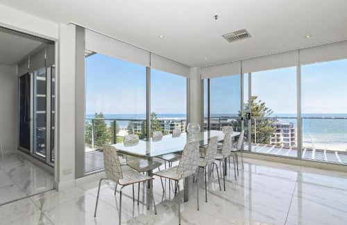 Glenelg Apartment | Belle Escapes - Glenelg Skyline Penthouse
