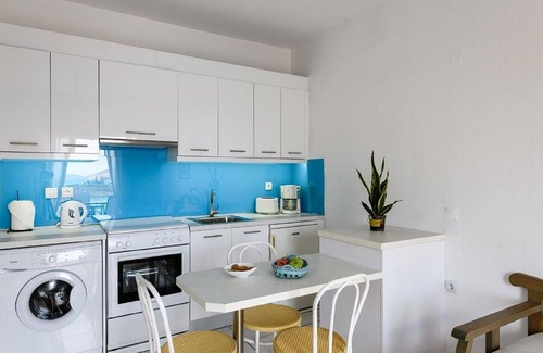 Agios Nikolaos House | Bellevue Suites Apartment 3 with Sea View
