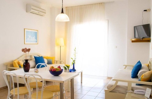 Agios Nikolaos Apartment | Bellevue Suites Apartment with Pool View