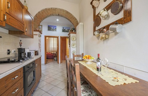 Santo Spirito Apartment | Bellosguardo/San Francesco di Paola with private garden