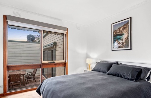 Belmont House | Belmont's Modern Delight Family Home