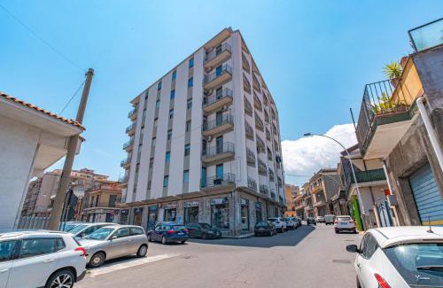 Coste Apartment | Belvedere dell Etna - Ampio Appartamento con vista Mare e Taormina