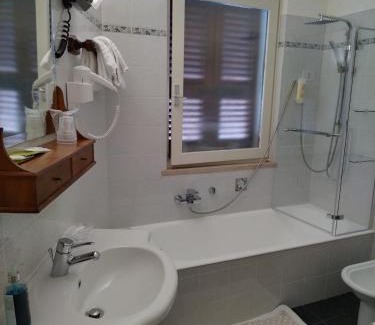 Toscolano Maderno Hotel | Belvedere Hotel & Villa