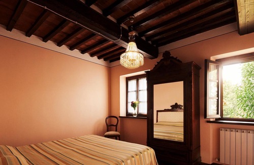 Camucia House | Belvilla by OYO Pino