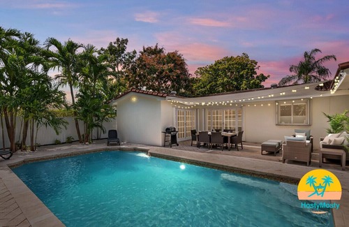 Ojus Apartment | Ben 19697 · Chic 5 Bed 3 Bath w/Heated Pool
