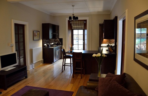 West Laroch Apartment | Ben Vheir Luxury Apartment near Glencoe - Stunning lochside location
