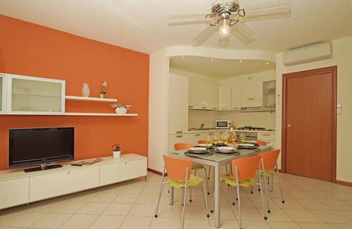 Toscolano Maderno Apartment | Benaco Village P1 42 by Wonderful Italy