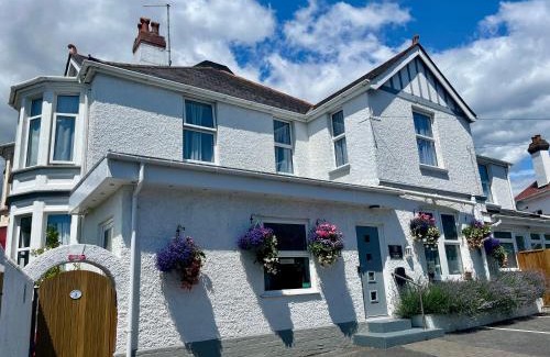 Torquay House | Bentley Lodge