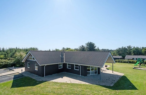 Nr. Lyngby Strand House | "Berenika" - 500m from the sea by Interhome