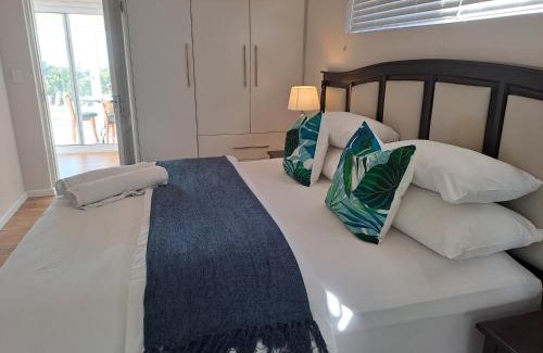 Plettenberg Bay Apartment | Berg n Sea Self Catering