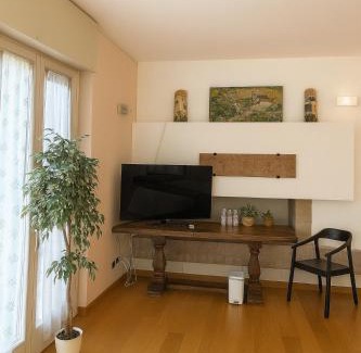 Bergamo House | Bergamoinhouse airport