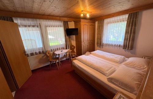 Mayrhofen House | Bergsteiger-Zimmer Pension Obermair