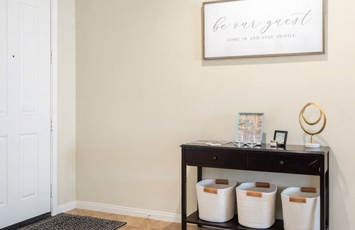 Temecula House | Berry Cabernet - Beautiful Home in Winchester