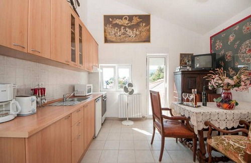Brna Apartment | Bertie's Lodge