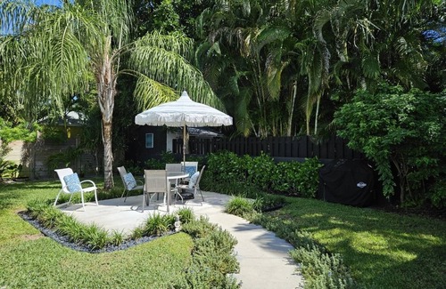 Delray Beach Cottage | Best Cottage to Beach, Shop, Dine, Relax