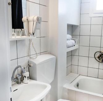 Marousi Apartment | Best located executive apartment in Maroussi.
