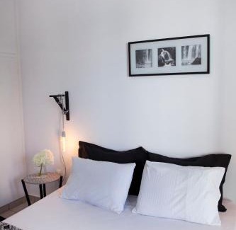 Marousi Apartment | Best located executive apartment in Maroussi.