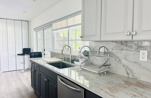 South Miami House | BESt LOCATiON Iconic 4BR Waterfront Luxury MIA