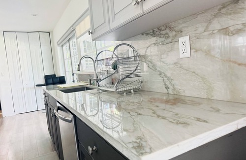 South Miami House | BESt LOCATiON Iconic 4BR Waterfront Luxury MIA