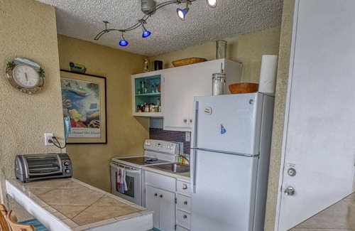 Bolongo Bay Condo | Best location on St Thomas!