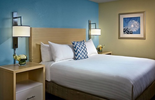 Gunter Afs Resort | Best Place to Stay in Montgomery! 3 Comfortable Units, Onsite Pool, Pets Allowed