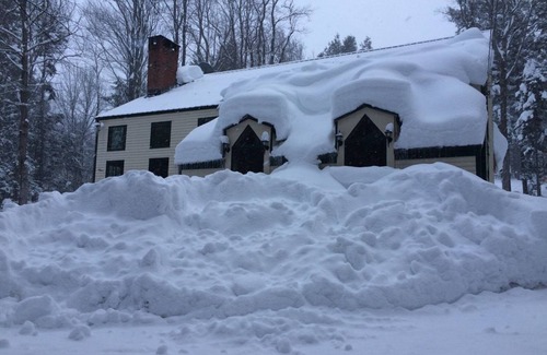 Stratton Ski Chalet | Best Pricing for Xmas, MLK, and February break. Ski Mt Snow or Stratton